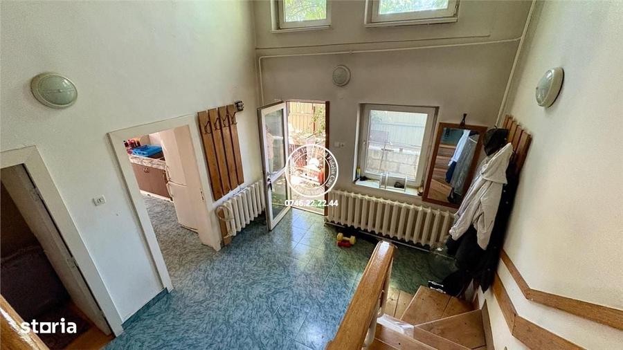 Casă cu 4 camere în Ultracentral