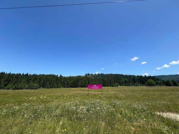 Teren Construcții intravilan de 1000 mp, în Comandău