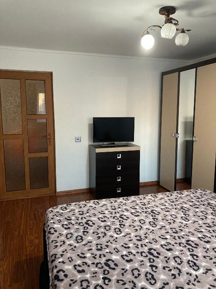 Casă individuală cu 5 camere cu Teren 300 Mp în Mărăcineni