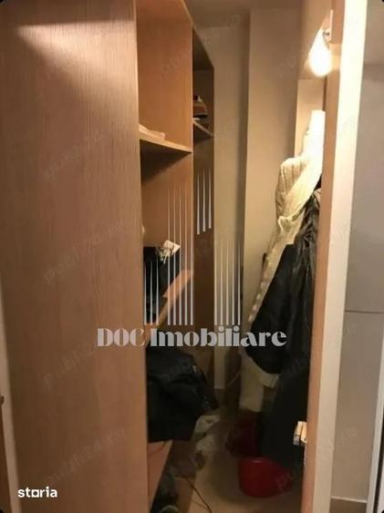 Apartament cu 2 camere semidecomandat, mobilat în Centrul Civic