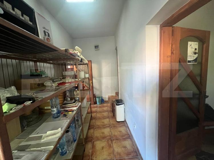 Birou, de 26 mp, în Central