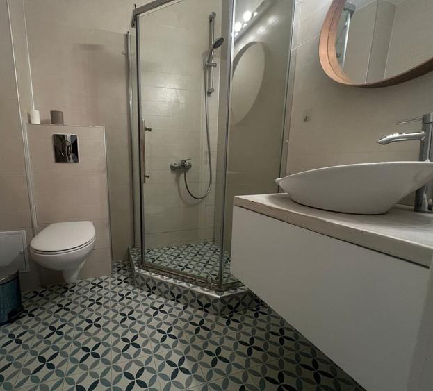 Apartament cu 2 camere, mobilat în Faleza Nord