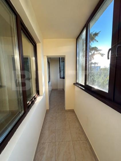 Apartament cu 3 camere semidecomandat, mobilat în Gheorgheni