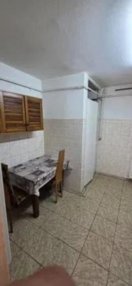 Apartament cu 2 camere semidecomandat, mobilat în Lipovei