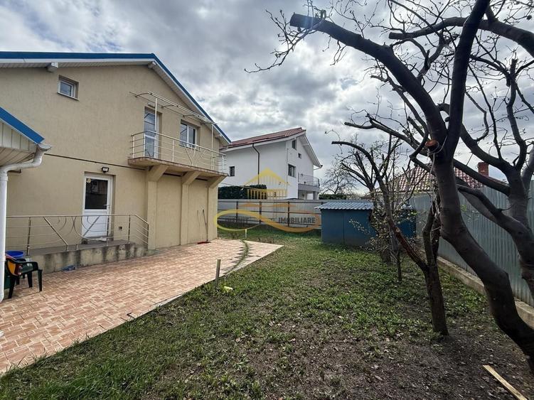 Casă individuală cu 4 camere cu Canalizare în Nord