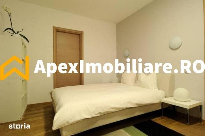 Apartament cu 3 camere semidecomandat în Băneasa