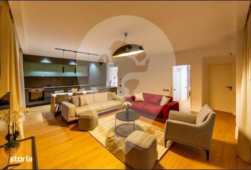 Apartament cu 4 camere, mobilat în Central