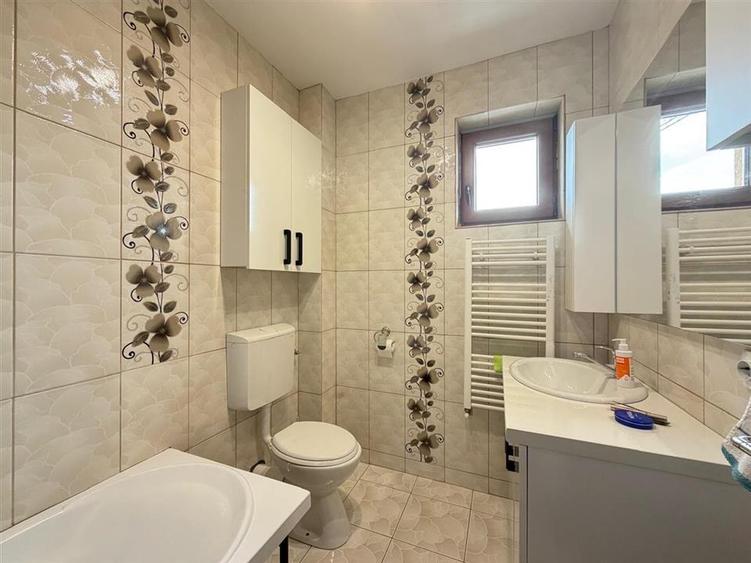 Apartament cu 2 camere decomandat, mobilat în Lazaret