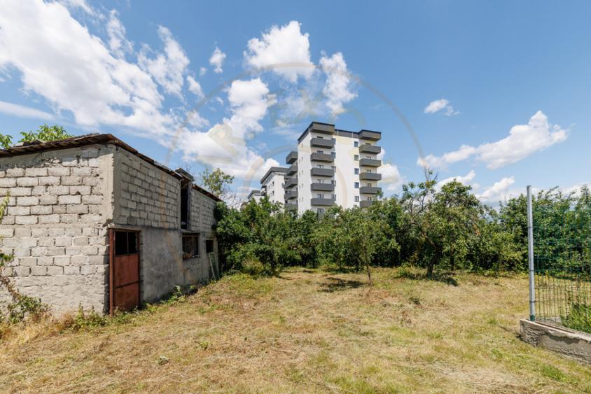 Casă cu 4 camere cu Teren 889 Mp în Prundu