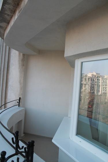 Vanzare apartament 3 cam  vedere casa Poporului ,mobilat și utilat - 9