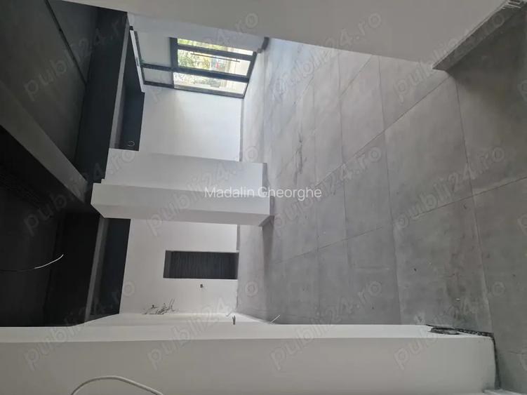 Spa?iu comercial nou En vogue iuliu maniu Spa?iu comercial nou En vogue iuliu maniu