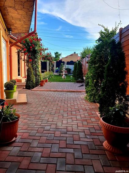 Vila de vanzare.teren 390mp. - 3