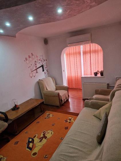 De Inchiriat ap 3 camere Ostroveni Valcea - 1