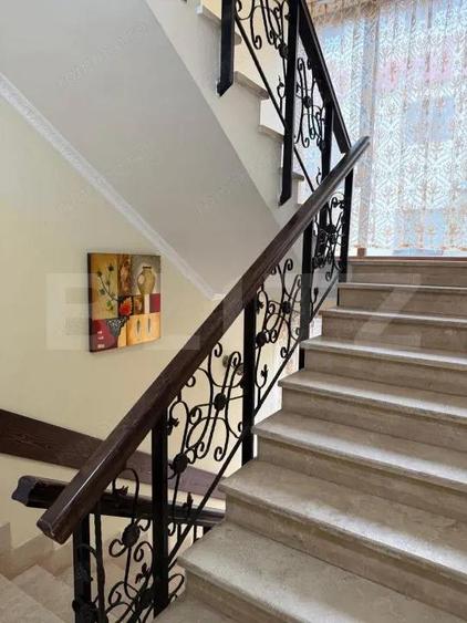 Pensiune de vanzare in Predeal investi?ie turistica excelenta - 1