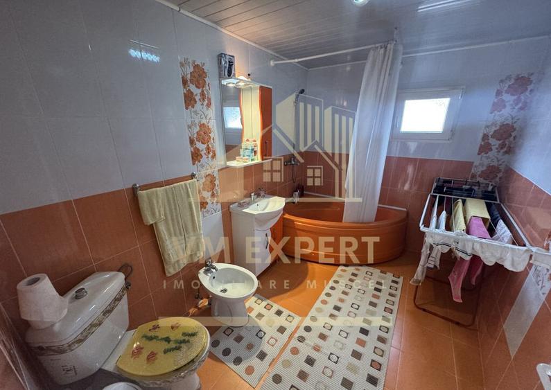 VILA 5 CAMERE, TEREN 600 MP, RUCAR - 17