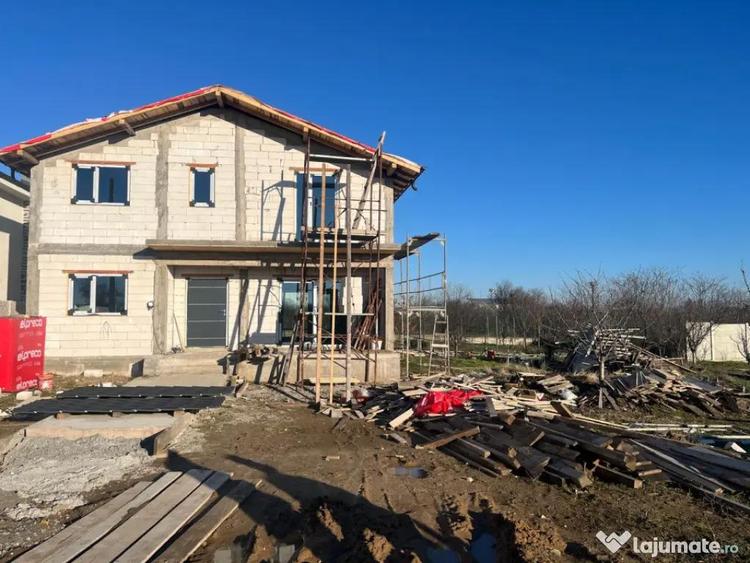 Casa semi-finisata P+M, 170 mp utili, 311 mp teren, zona C - 12