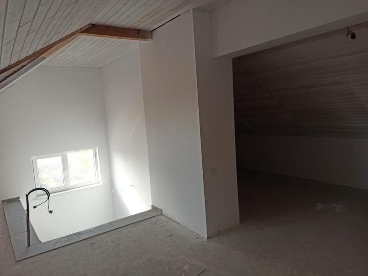 vila gata in duplex/5cam+2bai+150mp curte libera/comBerceni -Ilfov - 13