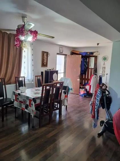 Casa Moderna: Poten?ial de Mansardare ?i Teren Generos pentru Gradina! - 4