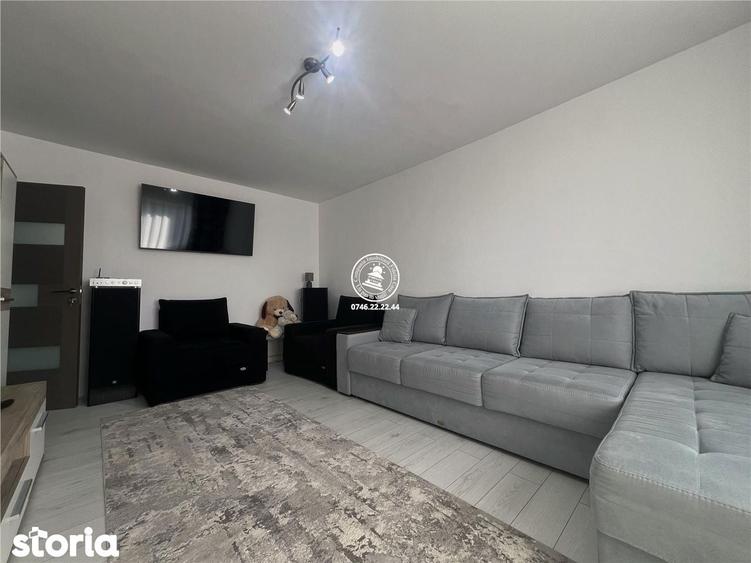 Apartament 3 camere de vanzare C.U.G., - 8