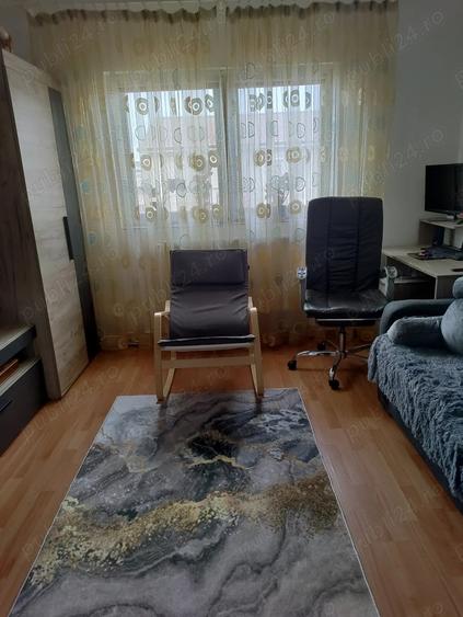 Vand apartament 2 camere decomandat - 6