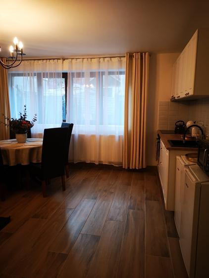 Sinaia – Central, Apartament De Vanzare Cu 3 Camere! - 1