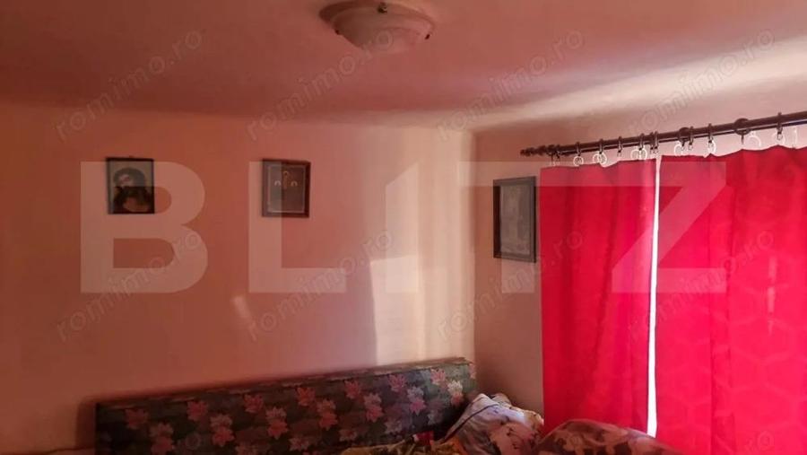 Casa de vanzare in Lipane?ti teren 900 mp, 4 camere - 13