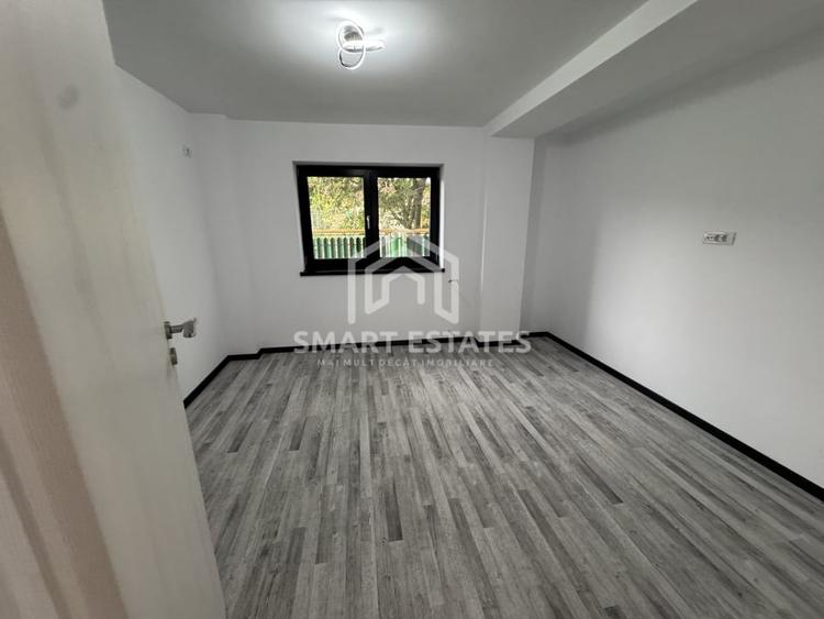 DE VANZARE VILA MALU DPART SPATIOASA GATA DE MUTARE - TEREN - 9