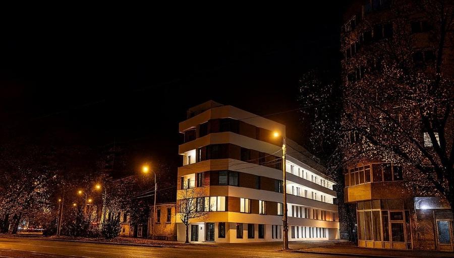 Spatiu comercial 230 mp, Bld. Ferdinand, parter cladire noua - 4