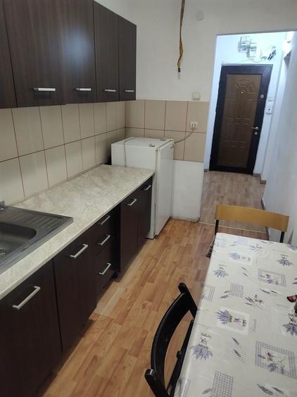 Dau in chirie garsoniera in Oradea zona Milcovului Nr 9 - 3