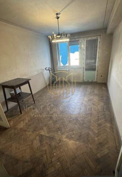 Ferdinand Dimitrov Gara de Est 2 cam 47 mp 55000 eur - 2