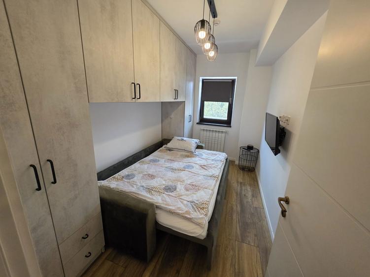 Proprietar, ofer spre inchiriere apartament tip studio in bloc nou cu loc de parcare, str. Gheorghe Avramescu, etaj 1, decomandat - 5