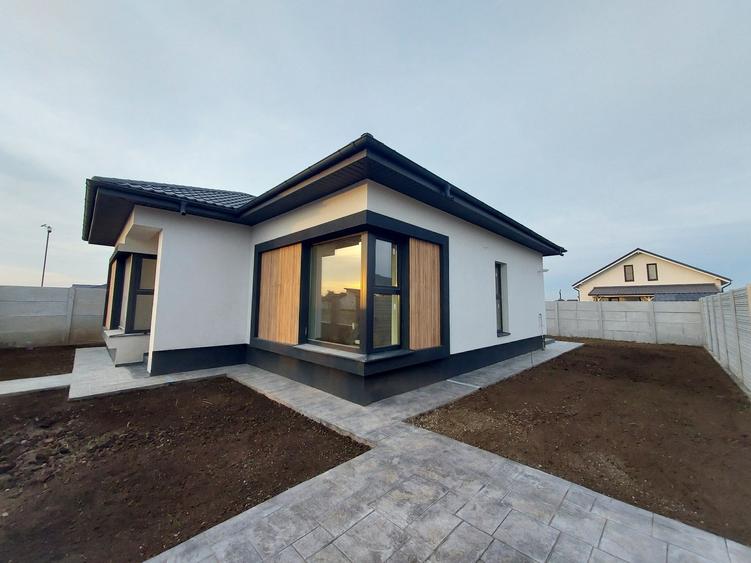 Casa individuala 3 camere-GATA DE MUTARE/Com.Berceni - 2