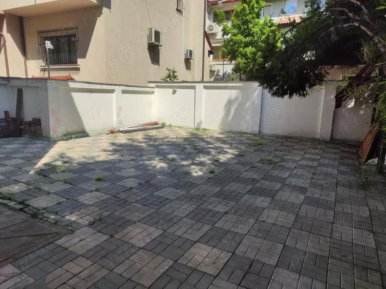 Herastrau , spatele Ambasadei Chineze - 7