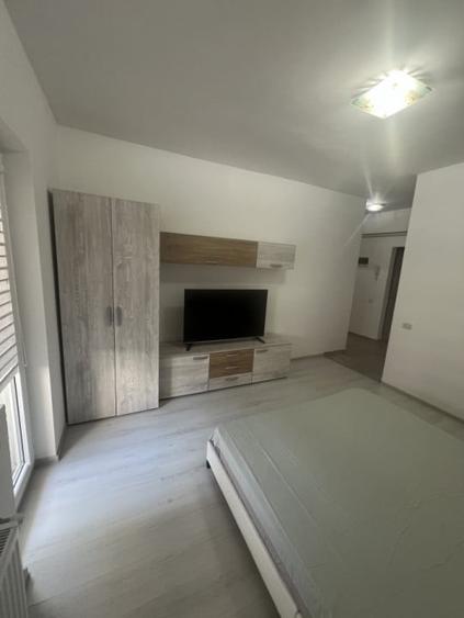 Inchirierz Garsoniera  Militari Residence - 1