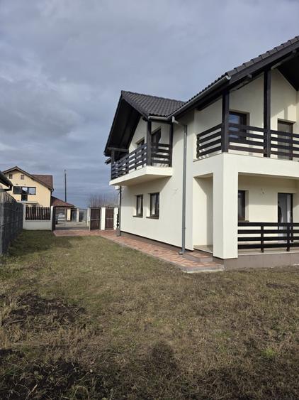 Casa Noua premium in Sanpetru - 4