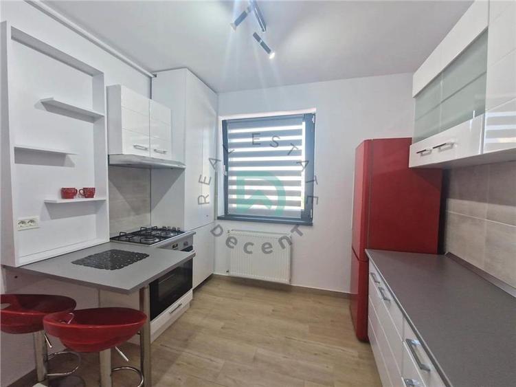 Garsoniera Coresi, mobilata, utila, parcare Tractorul - 9