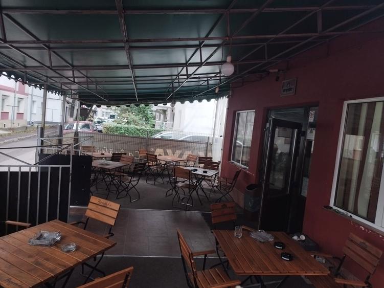 VAND SAU SCHIMB spatiu comercial cu apartament - 9