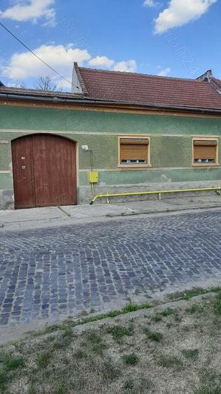 De vanzare casa, curte ?i gradina in Ora?tie - 8