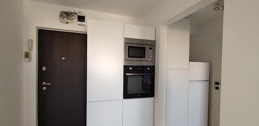 Apartament cu 2 camere decomandat, mobilat în Tomis Nord