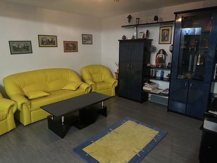 Vand apartament 3 camere decomandat - 5