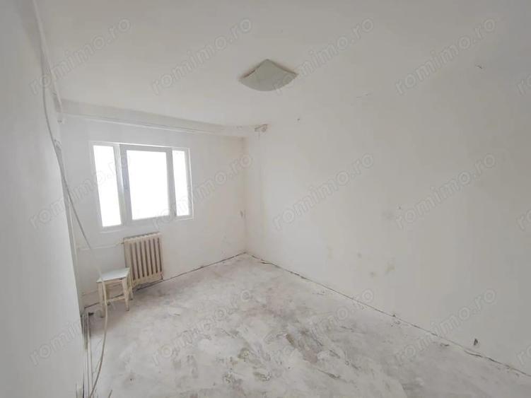 Garsoniera ieftina cu vedere la parc - 2