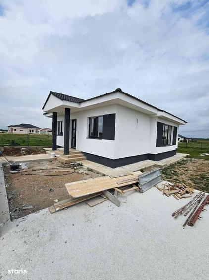 Casa Santandrei de vanzare - 1