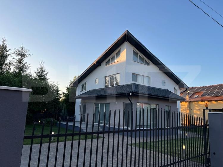 CASA MODERNA ZONA 7 NOIEMBRIE - 1