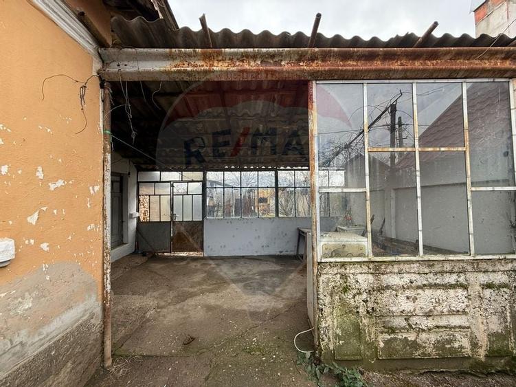 Casă / Vilă cu 3 camere de vânzare - 6