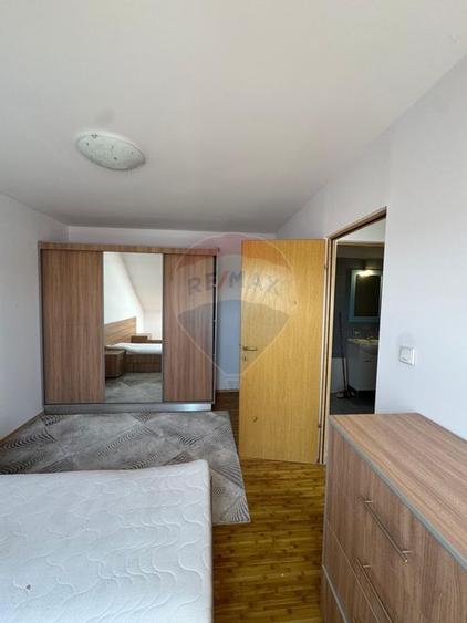 Apartament cu mansarda, 75 mp utili, 3 camere - Strada Muncel - 3