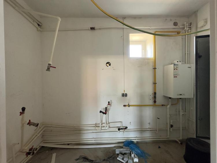 Hala, rampa, platforma, de la 117mp la 234mp, zona Piatra Chis - 10