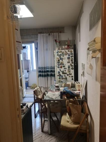 Apartament  3 camere -72mp/1985- Basarabia - 9