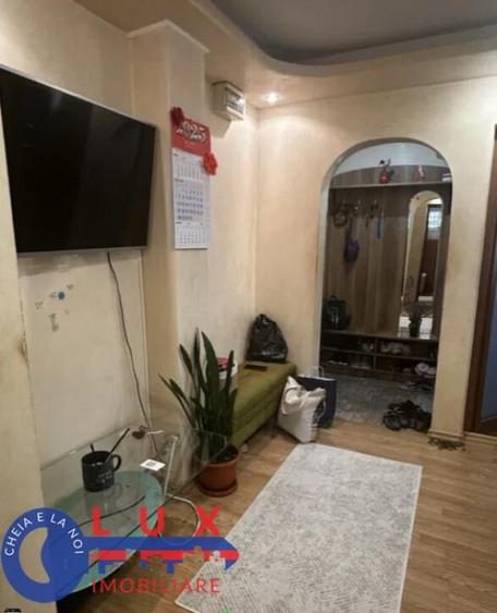 ID 2961 Apartament 2 camere * Cartier C5 - 1