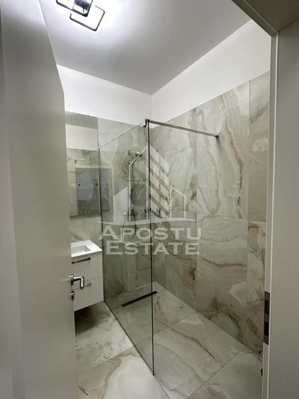 Apartament cu 2 camere decomandat în Spitalul Județean