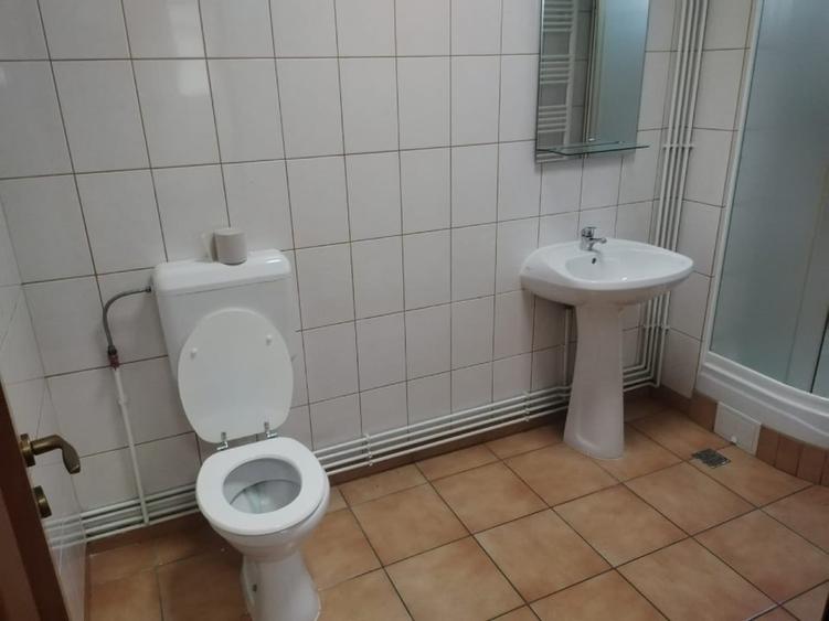 HALA POD INTRARE OTOPENI - 6